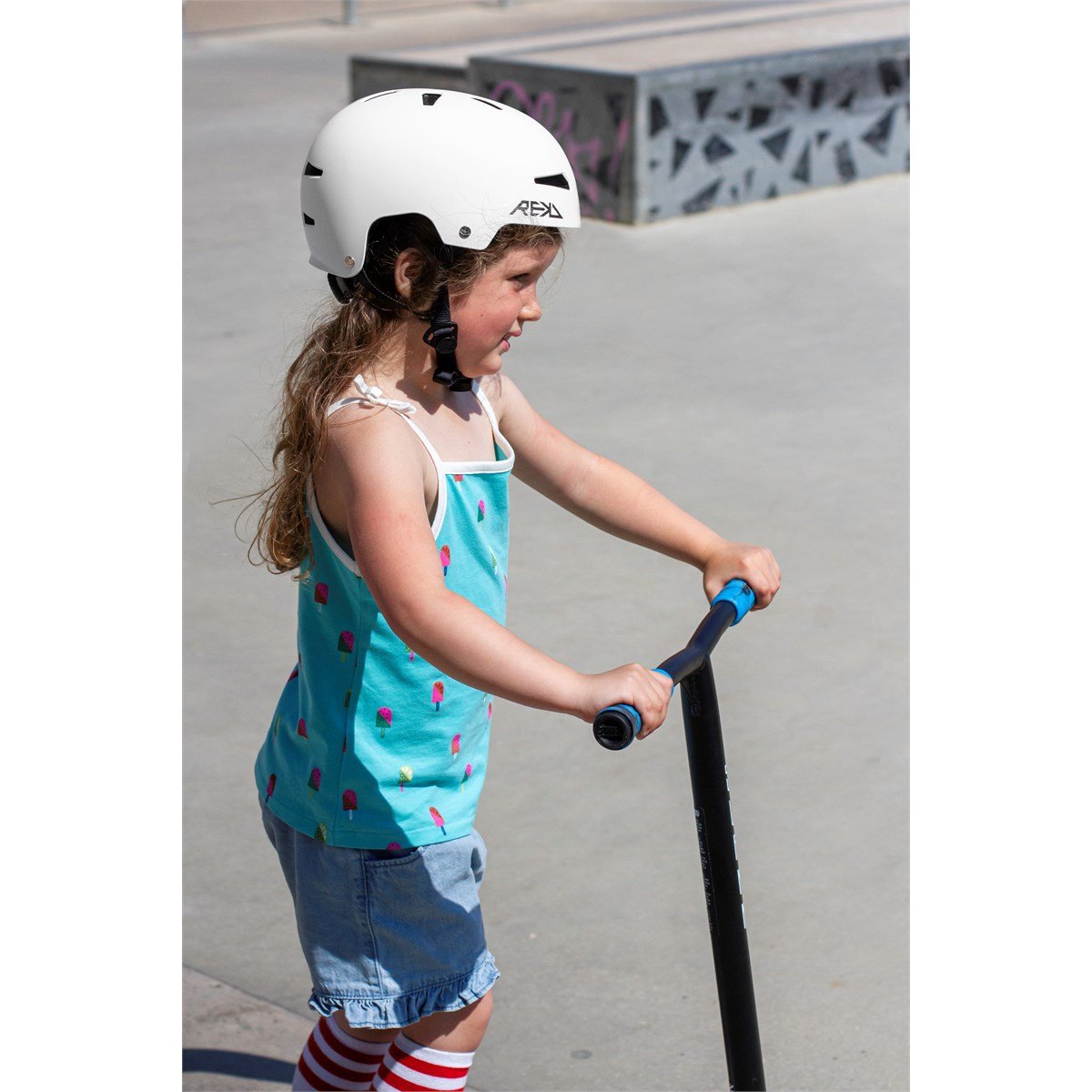 REKD Junior Elite 2.0 Helmet WHITE - Image 13